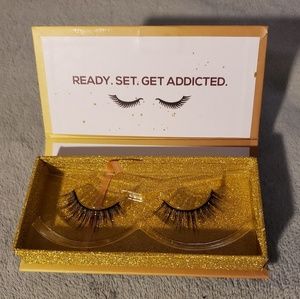 Lashaholic luxury lashes